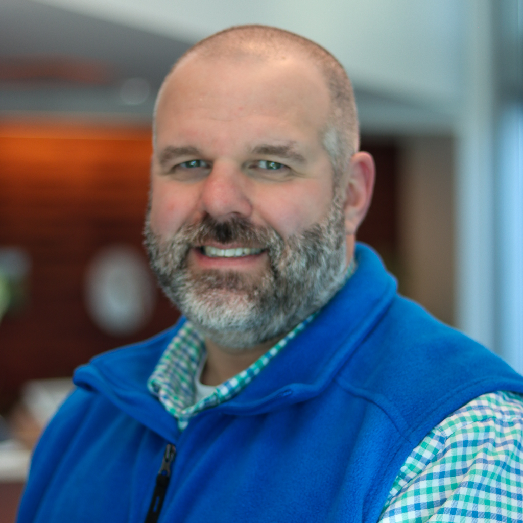 Michael-Slusz Headshot